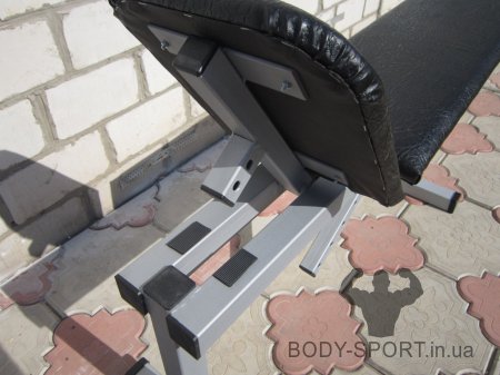 ЛАВАКА РЕГУЛЬОВАНА З НЕГАТИВНИМ НАХИЛОМ